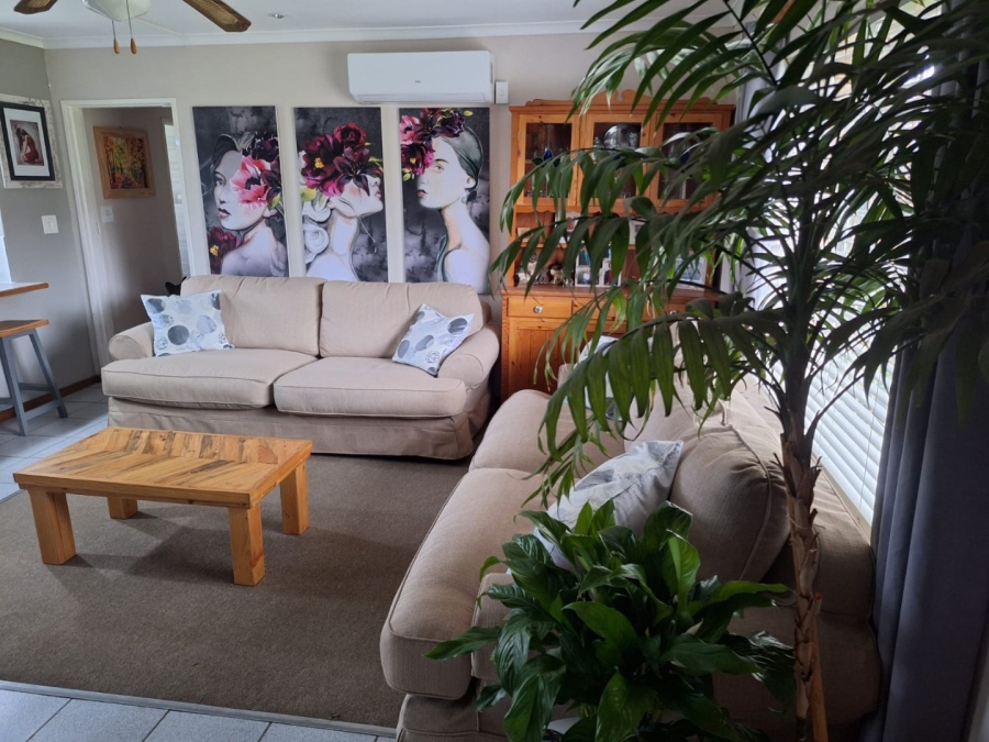 3 Bedroom Property for Sale in Porterville Western Cape